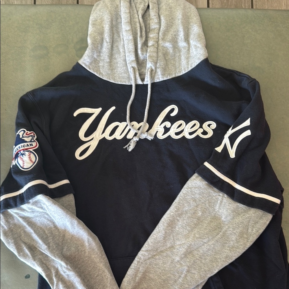 Yankees Black and Gray Hoodie